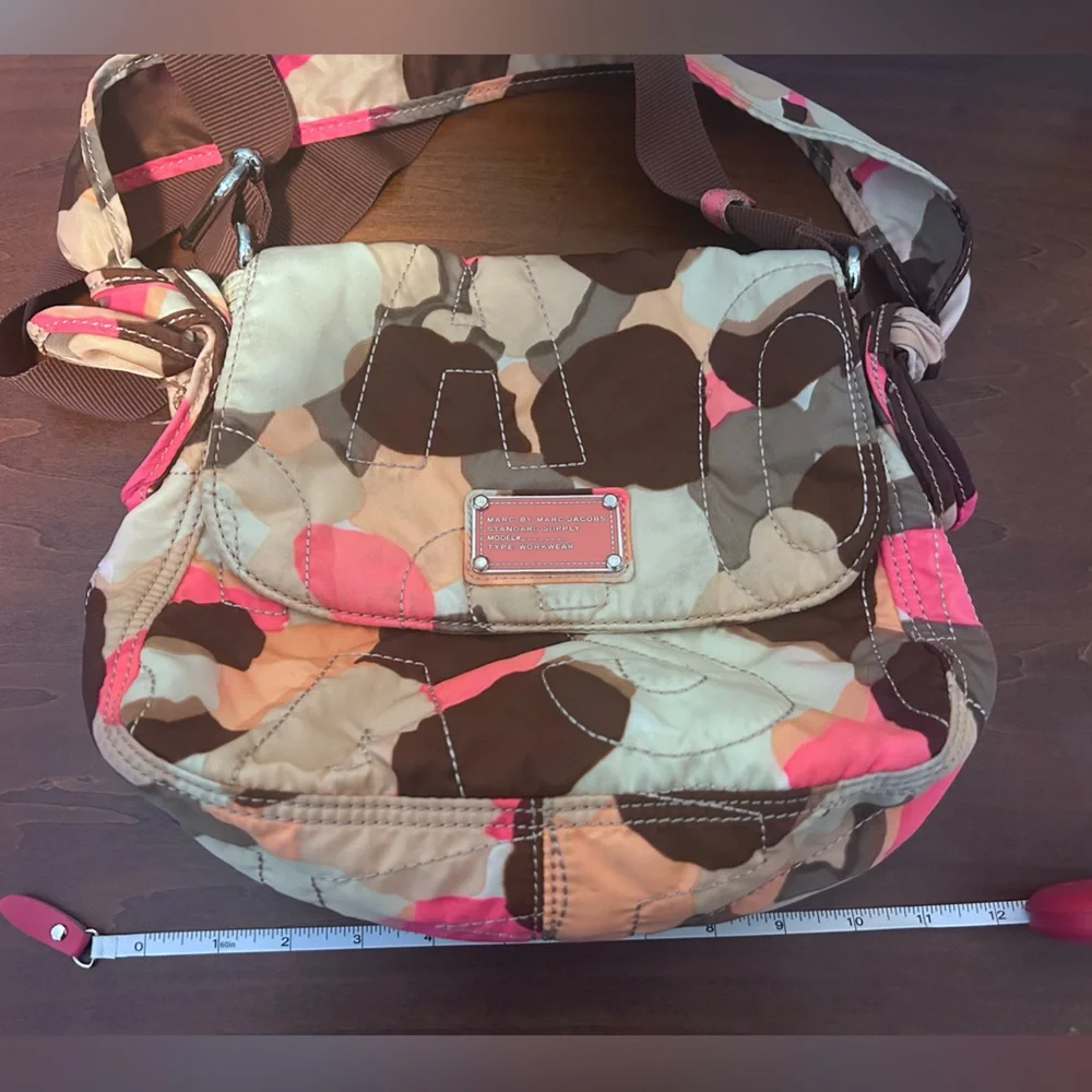 Marc by Marc Jacobs Ukita peach brown camo adjustable Crossbody shoulder bag - Picture 7 of 13